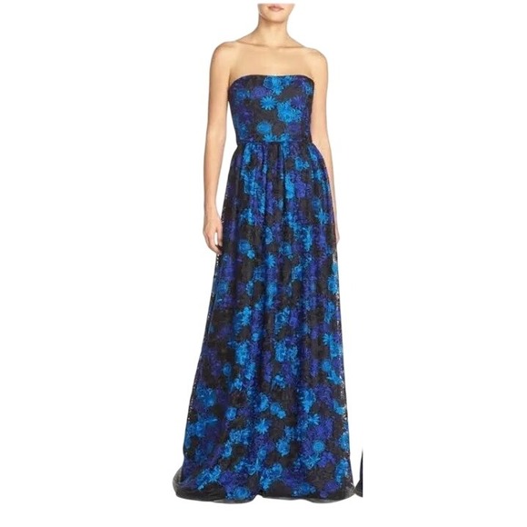 David Meister Women's Strapless Floral Lace Cobalt Blue Black Ballgown Dress 8 - Picture 1 of 10